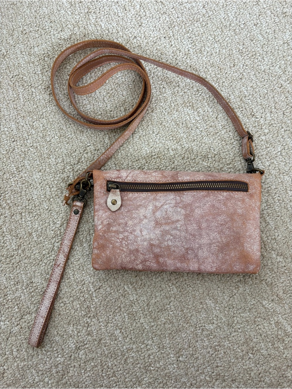 BED | STU Whitewash Leather Crossbody Clutch for Women - Picture 3 of 4
